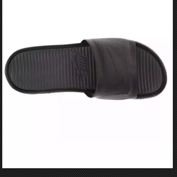 nike benassi slides solarsoft